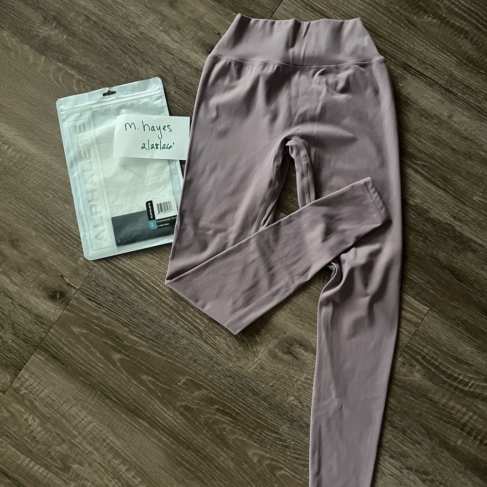 Alphalete Leggings